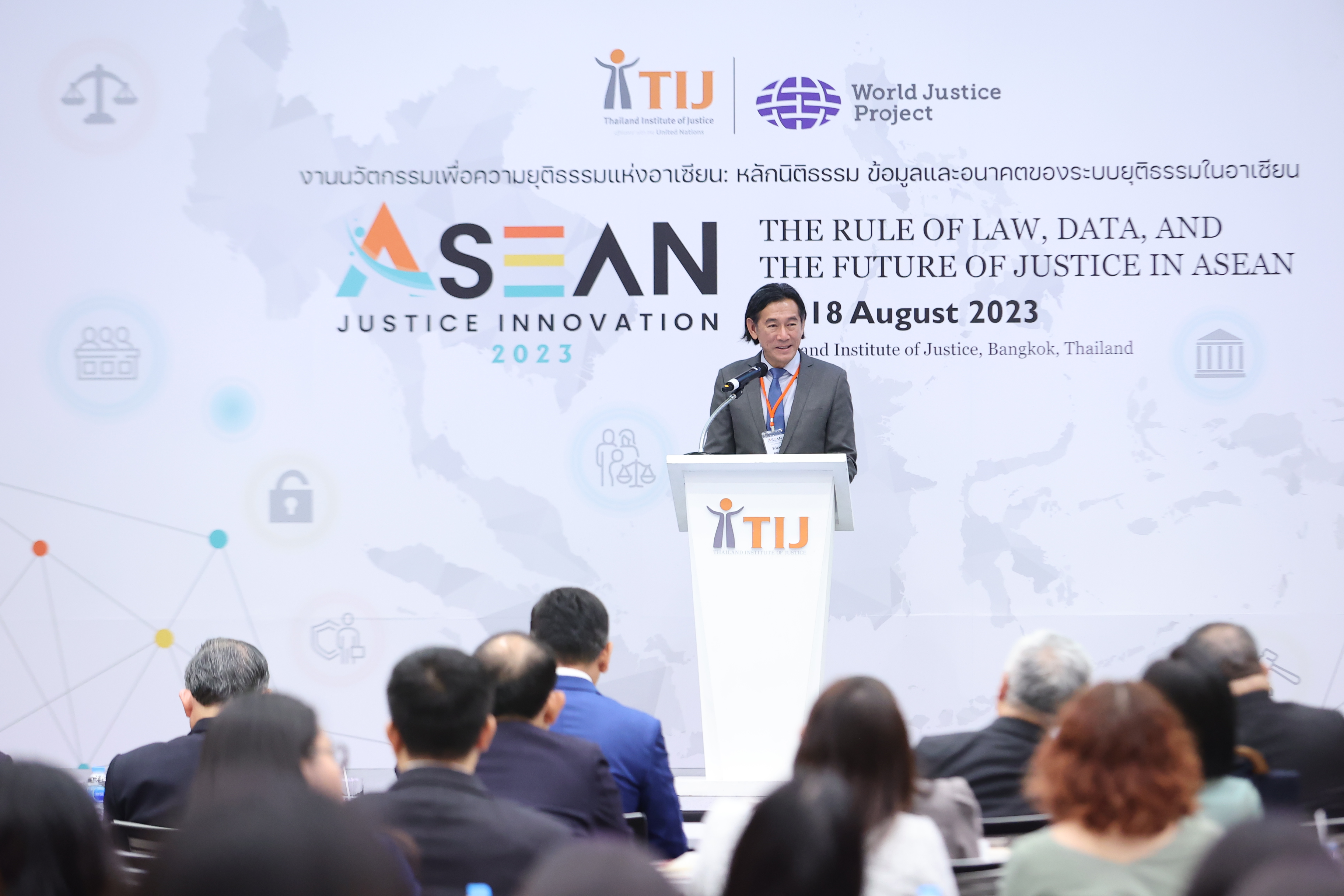 Srirak Plipat, WJP's Asia Pacific Regional Director, addresses attendees at a convening cohosted by WJP and the Thailand Institute of Justice 